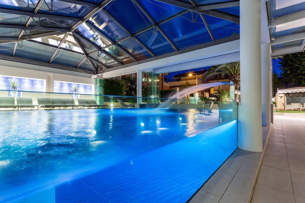 Hotel Luna Riccione E Aqua Spa Only Adults +12 Экстерьер фото